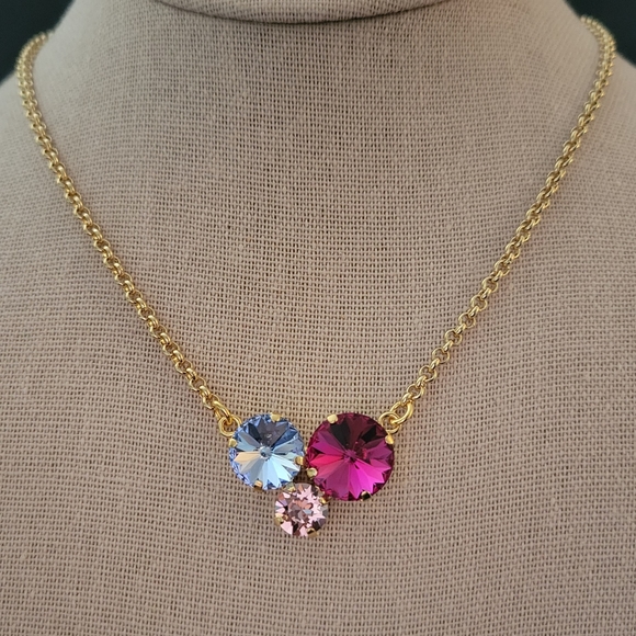 Austrian Crystal Cluster Pendant Necklace in Gold - Picture 9 of 10